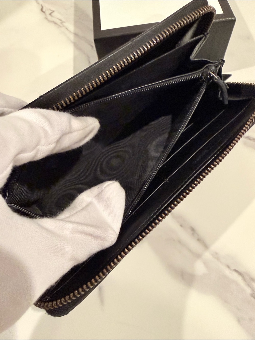 Gucci Marmont Zip Around Wallet - Picture 12 of 16